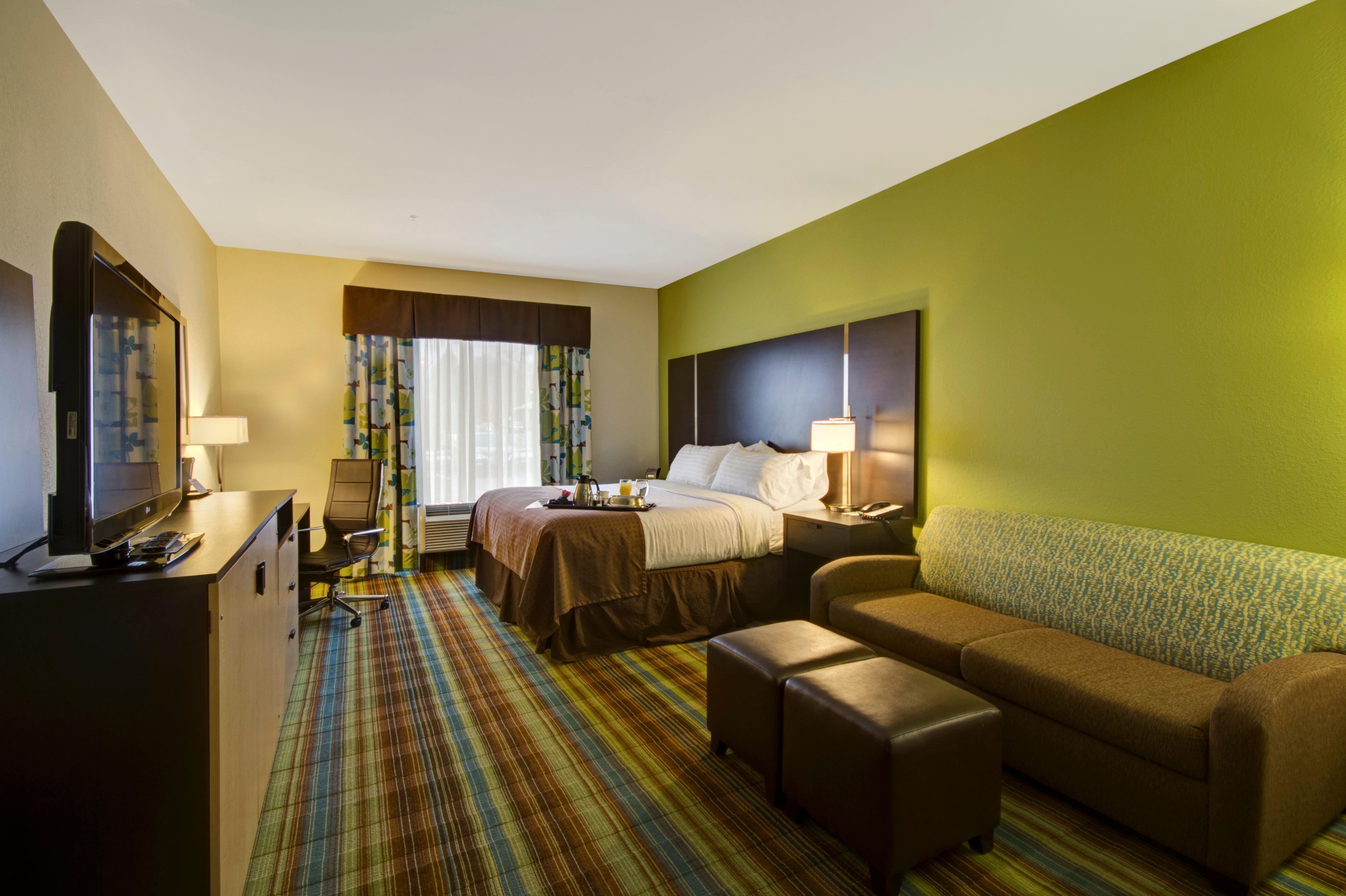 Holiday Inn Christiansburg Blacksburg By Ihg Exterior photo