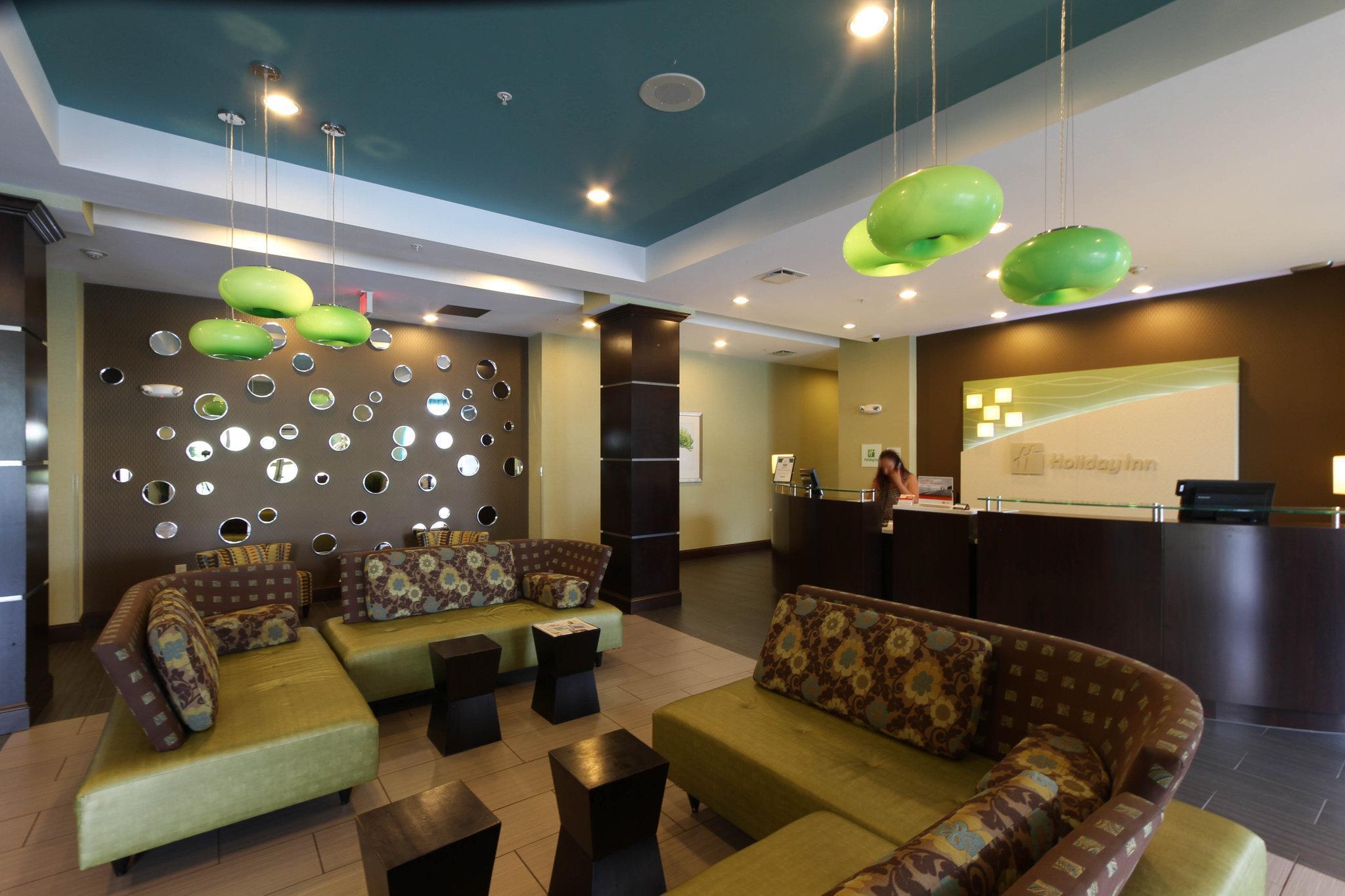 Holiday Inn Christiansburg Blacksburg By Ihg Exterior photo