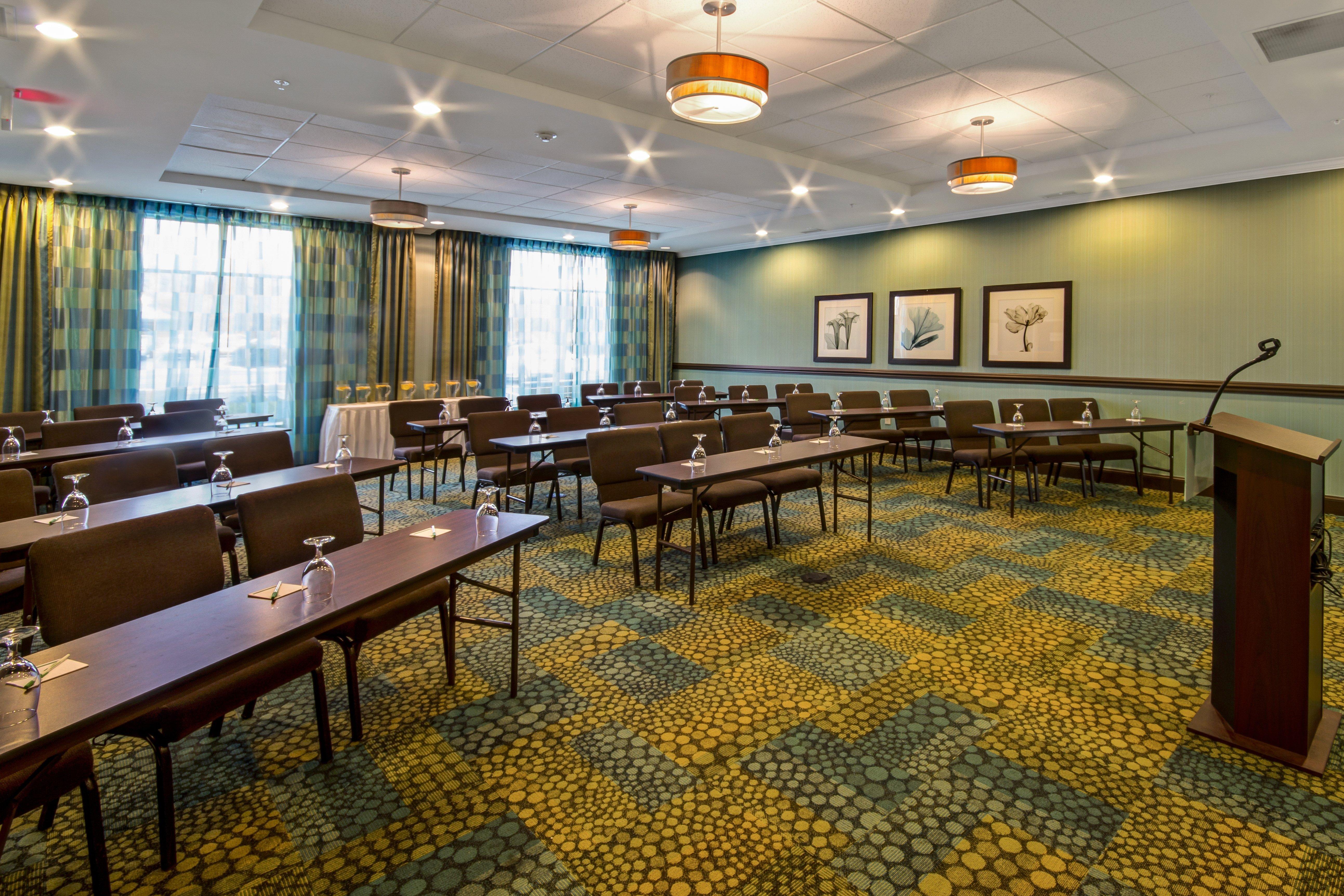 Holiday Inn Christiansburg Blacksburg By Ihg Exterior photo