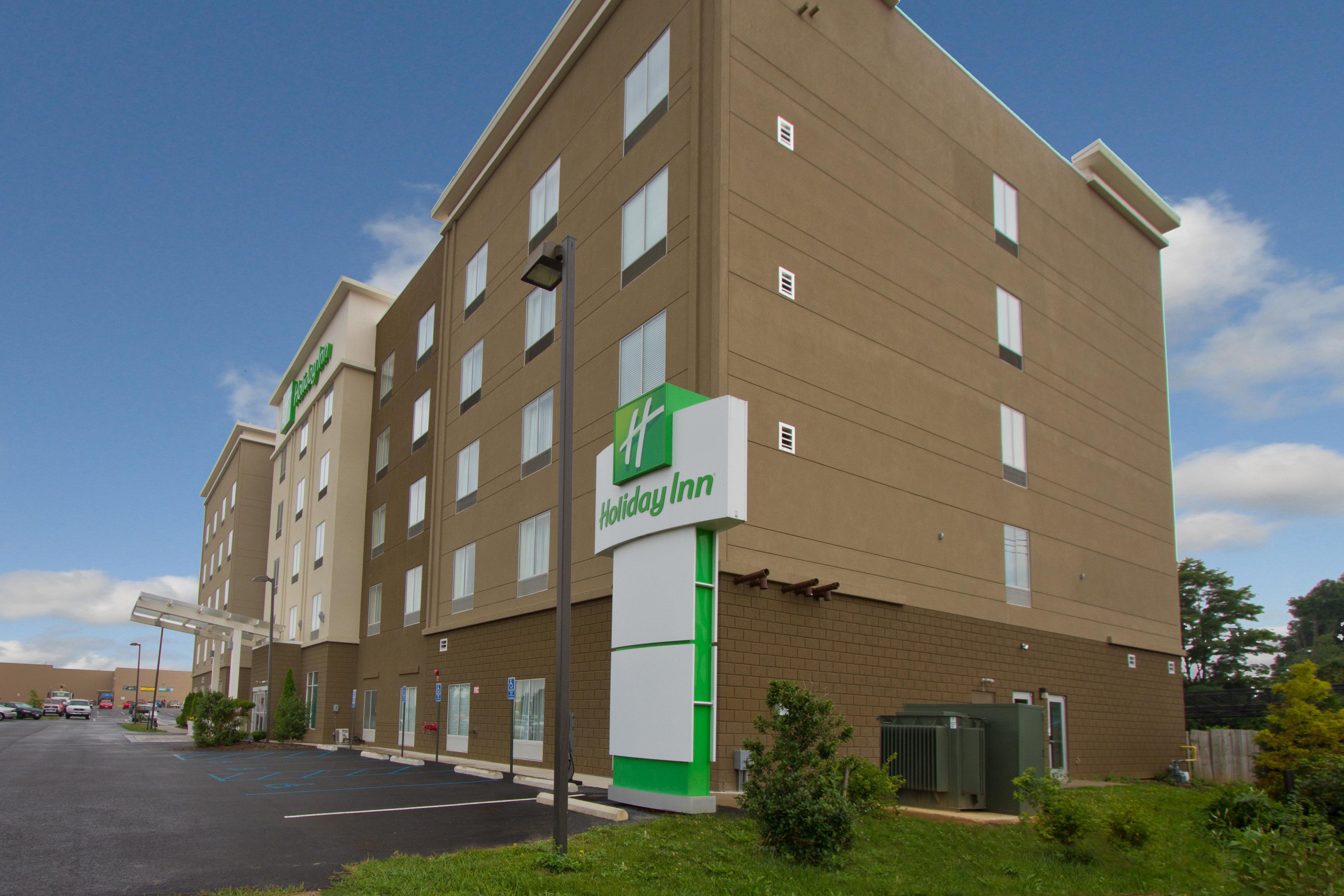 Holiday Inn Christiansburg Blacksburg By Ihg Exterior photo